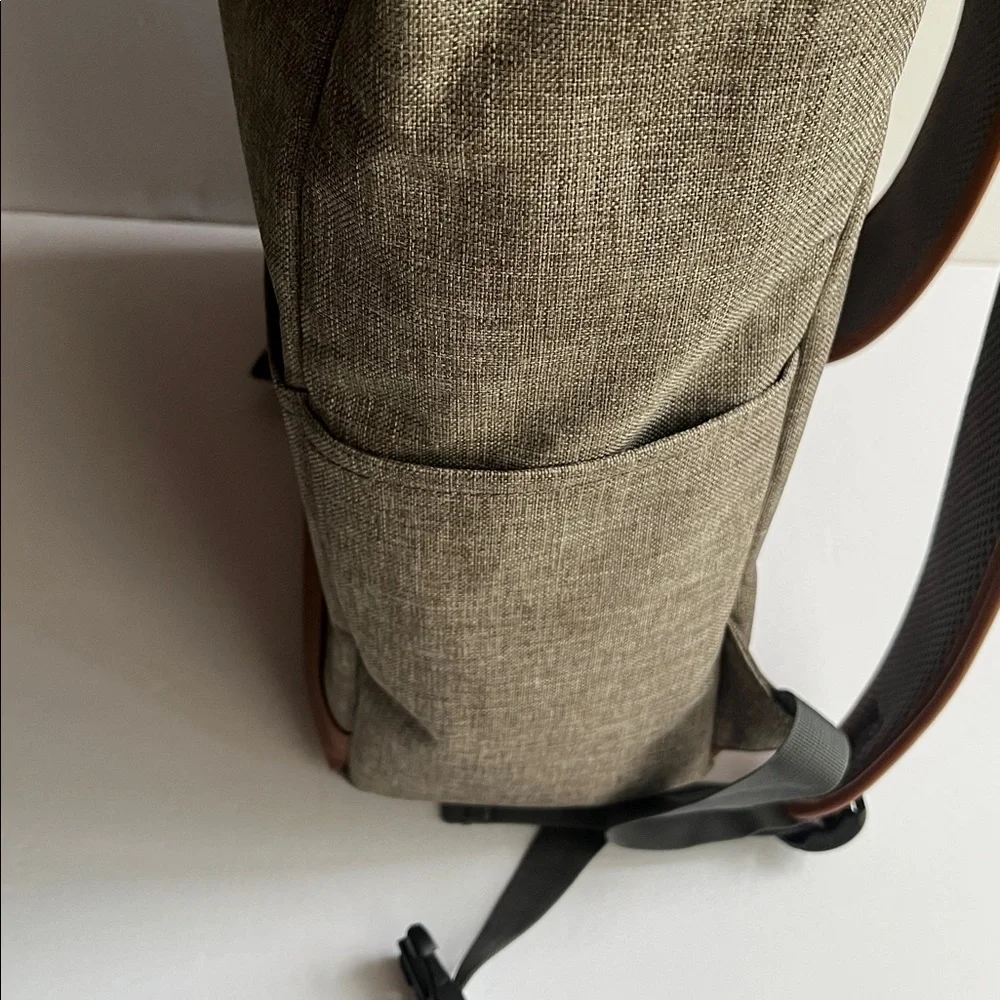 Roll Top Backpack Cooler Insulated Cooler Backpack Bag California NWOT - Picture 10 of 10